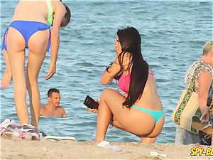 spycam Beach molten Blue swimsuit thong amateur teenager vid