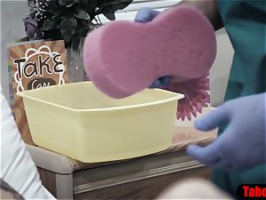 doc gives patient a sponge bathtub and vaginal explore